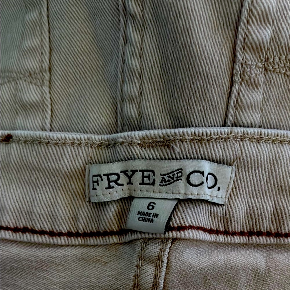 FRYE AND CO. Cream Flare & Wide Leg Jeans